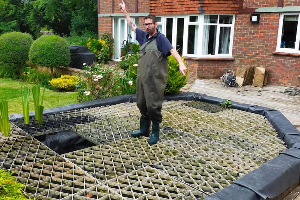 A pond reline with child-safety "Safapond" in Oxfordshire by Turtle Productions